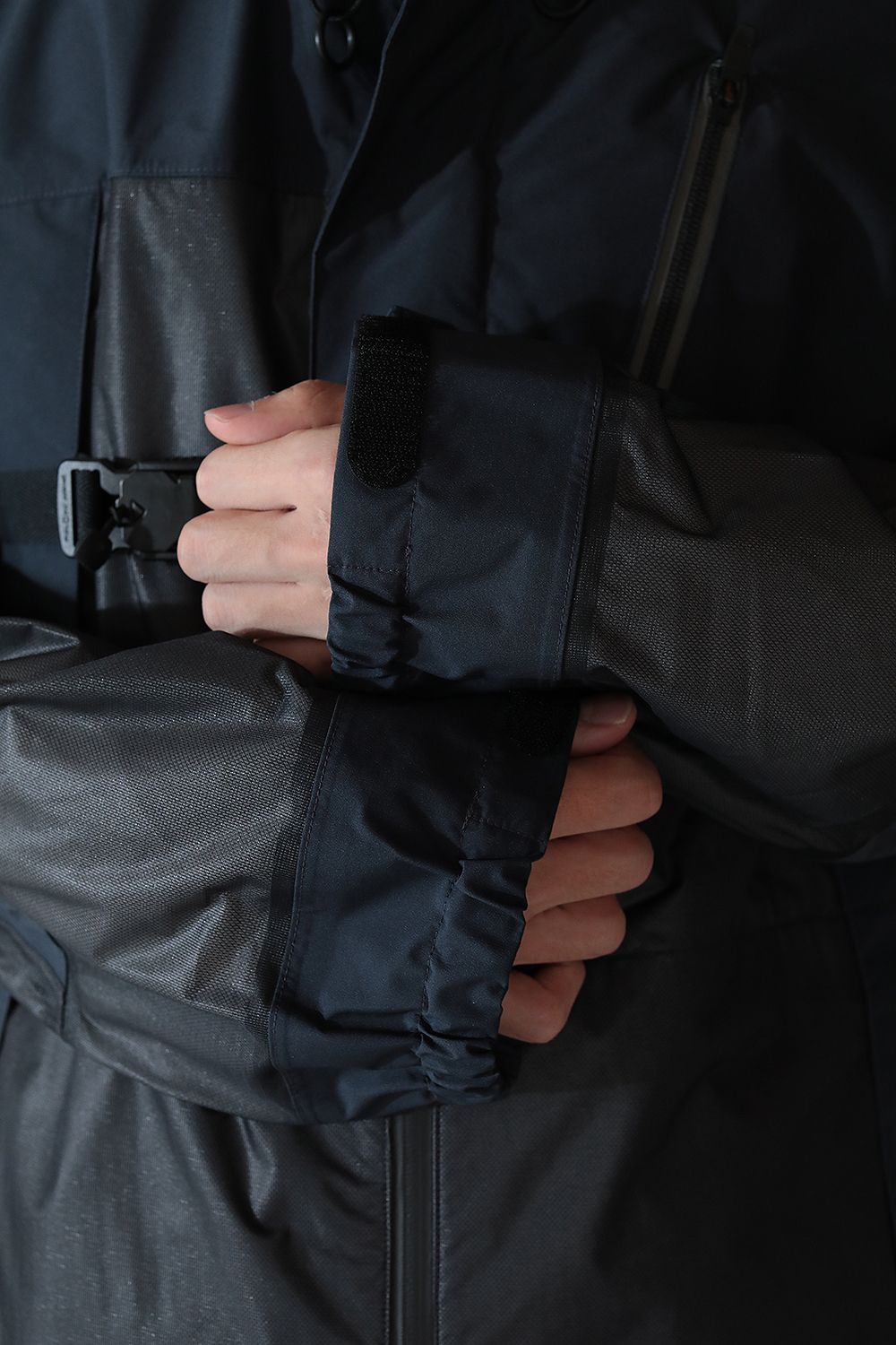 M CH1 TERREX PARKA(NIGHT GREY) - S