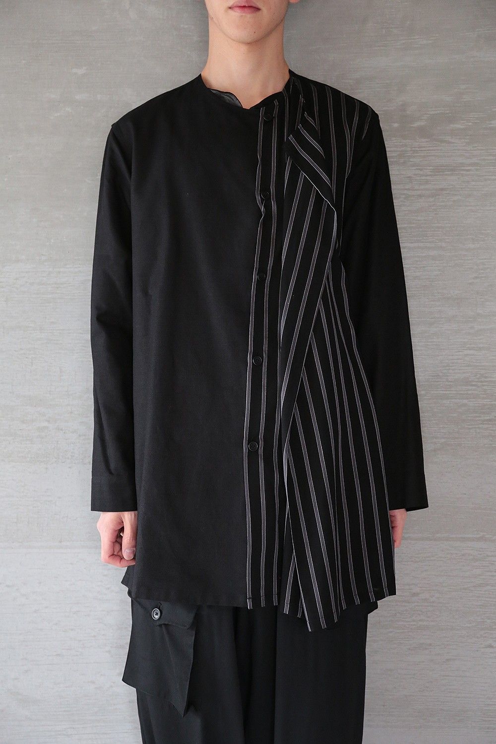 yohji yamamoto - 【yohji yamamoto】N-左前端二重配色シャツ(BLACK