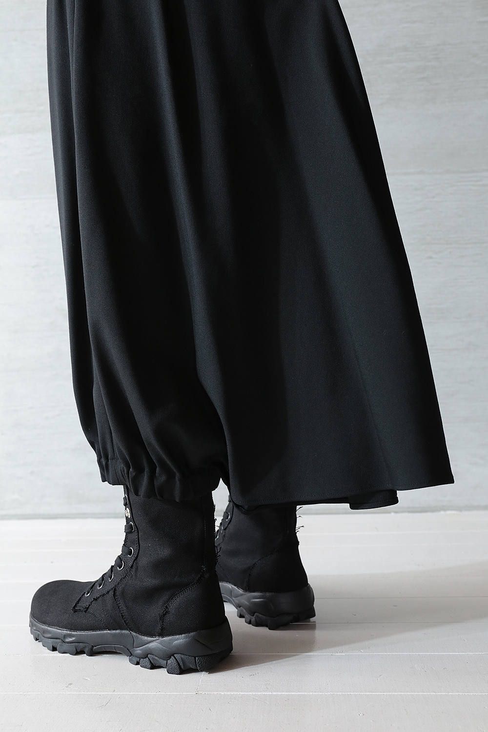 【yohji yamamoto】E-カラスパンツ(BLACK) | Acacia ONLINESTORE