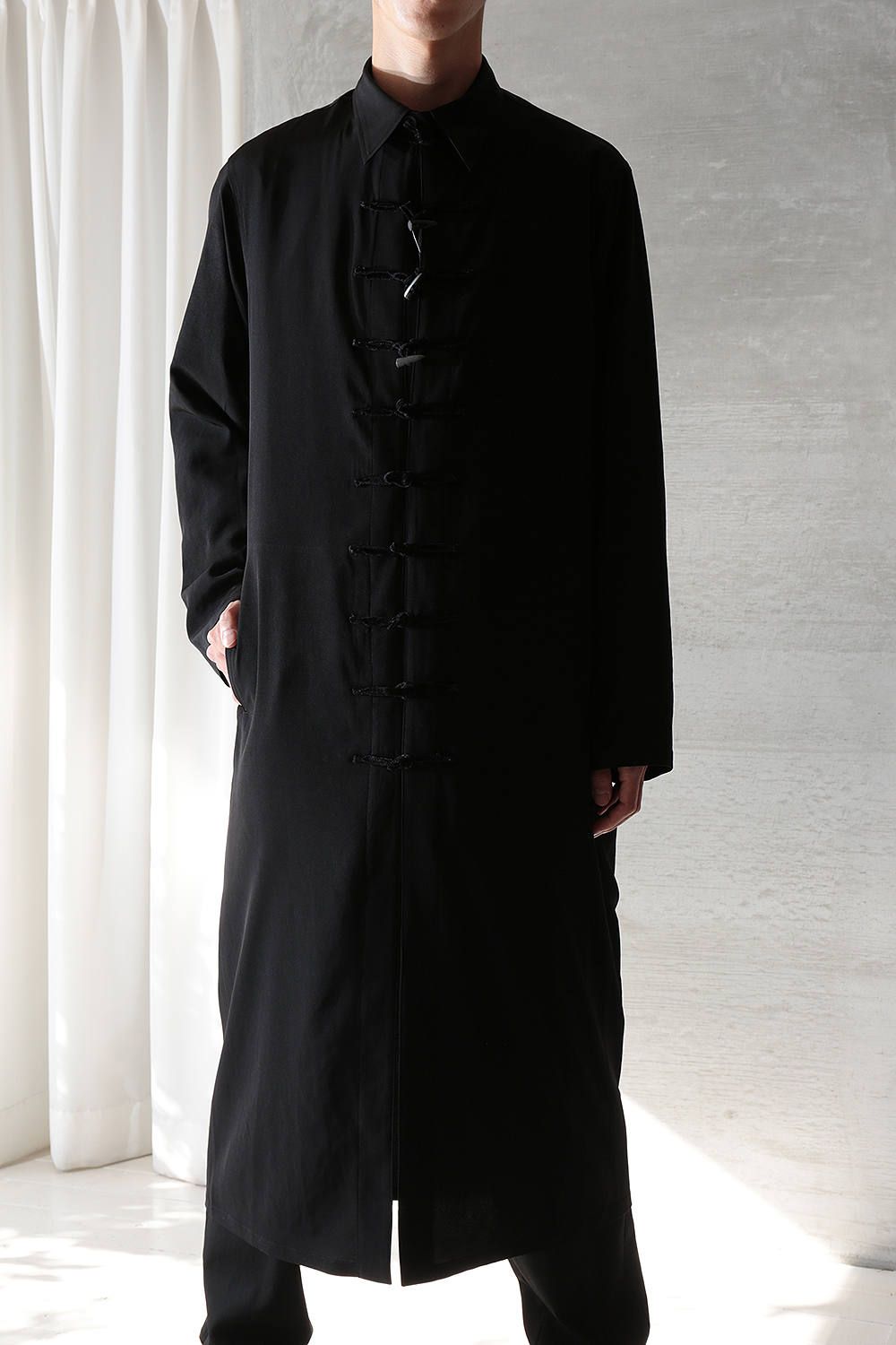 yohji yamamoto - 【yohji yamamoto】W-シャカ釦ロングB(BLACK