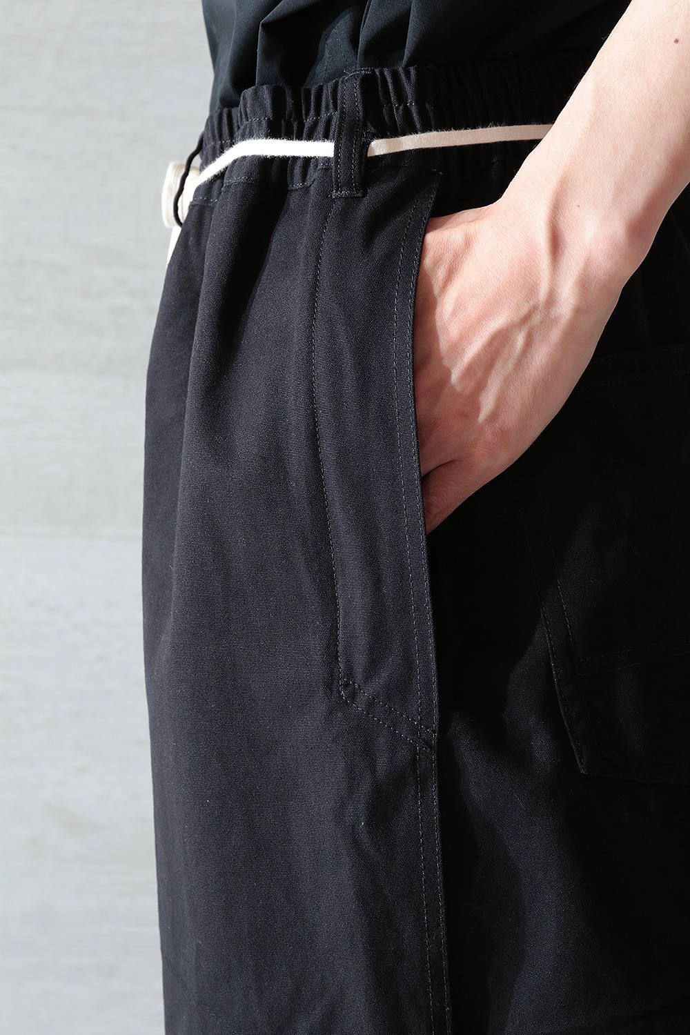 Y-3 - M CANVAS WORKWEAR CROPPED PANTS(BLACK) | Acacia ONLINESTORE