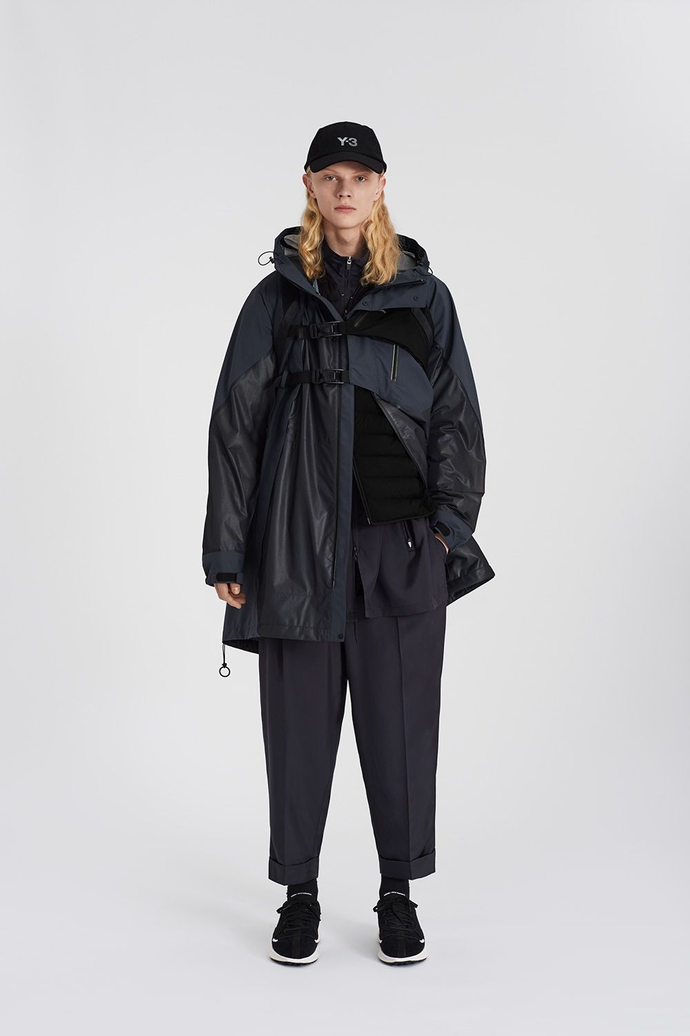 M CH1 TERREX PARKA(NIGHT GREY) - S