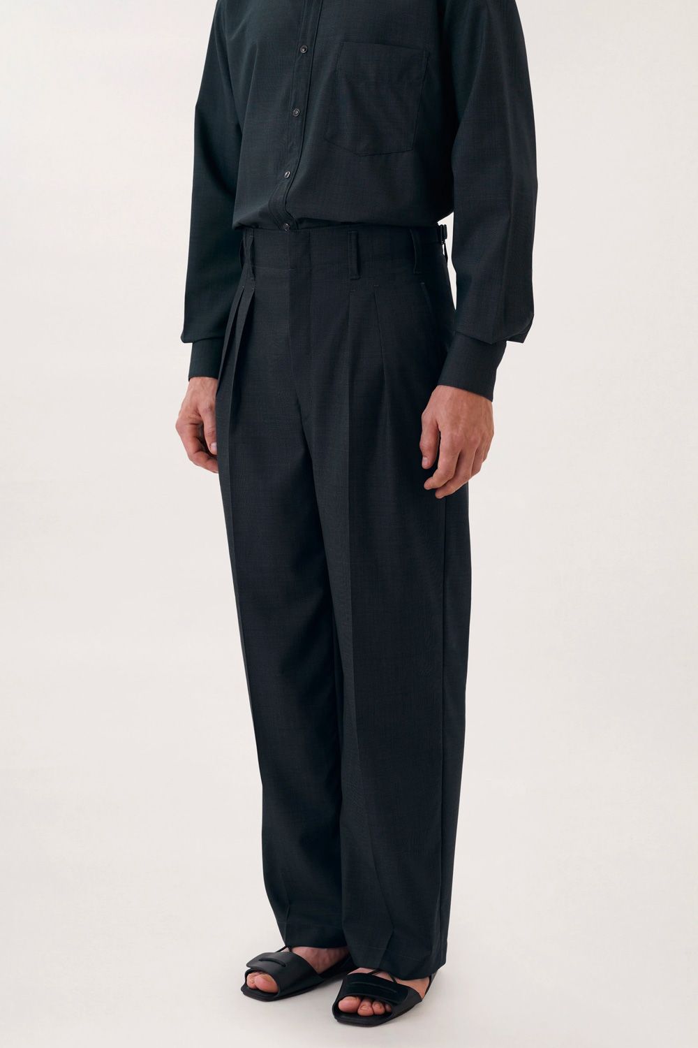 LEMAIRE - 2 PLEATS PANTS(ANTHRACITE/GREY) | Acacia ONLINESTORE