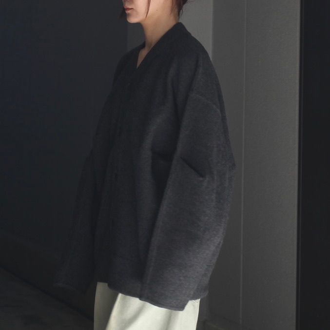 【残りわずか】Extra Fine Wool Knit Tucked Cardigan