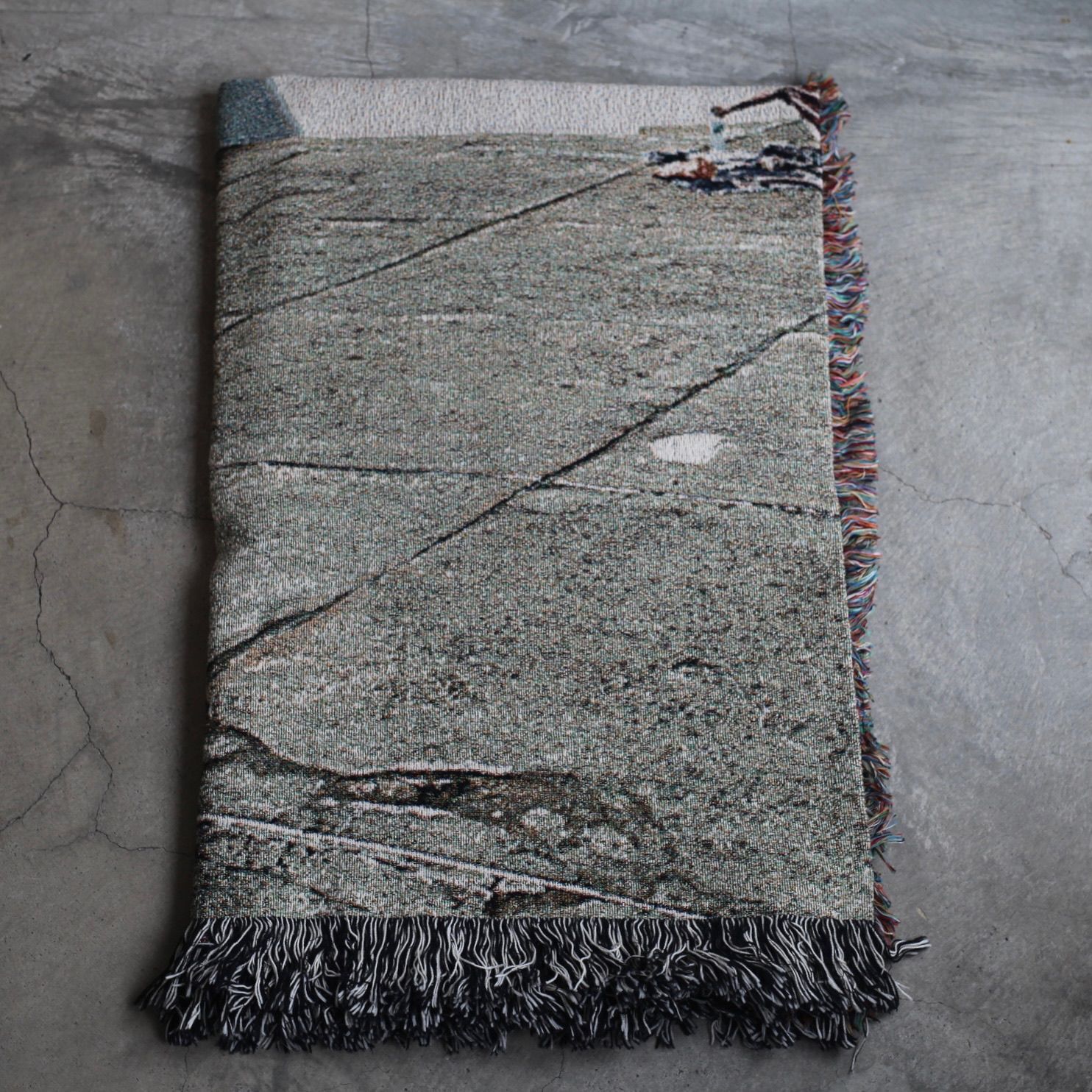 【残り一点】Niemeyer White Dome Blanket