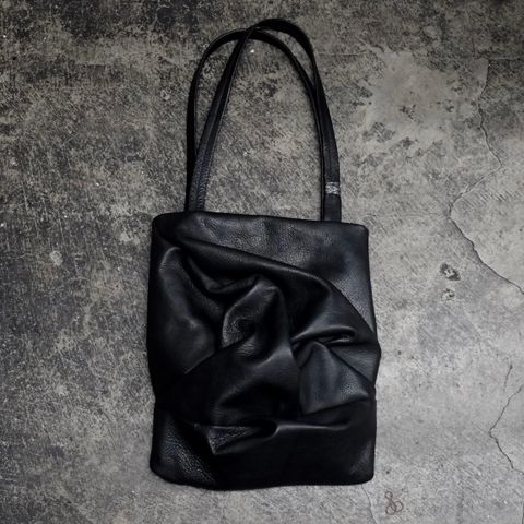 【お取り寄せ注文可能】Distorted Painting Tote Bag