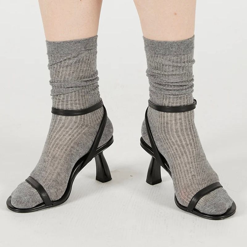 【残り一点】Sheer Rib Short Socks