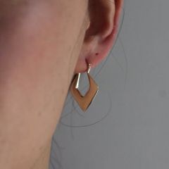 【残り一点】YU-KIN Dia Shape Earrings(両耳用）