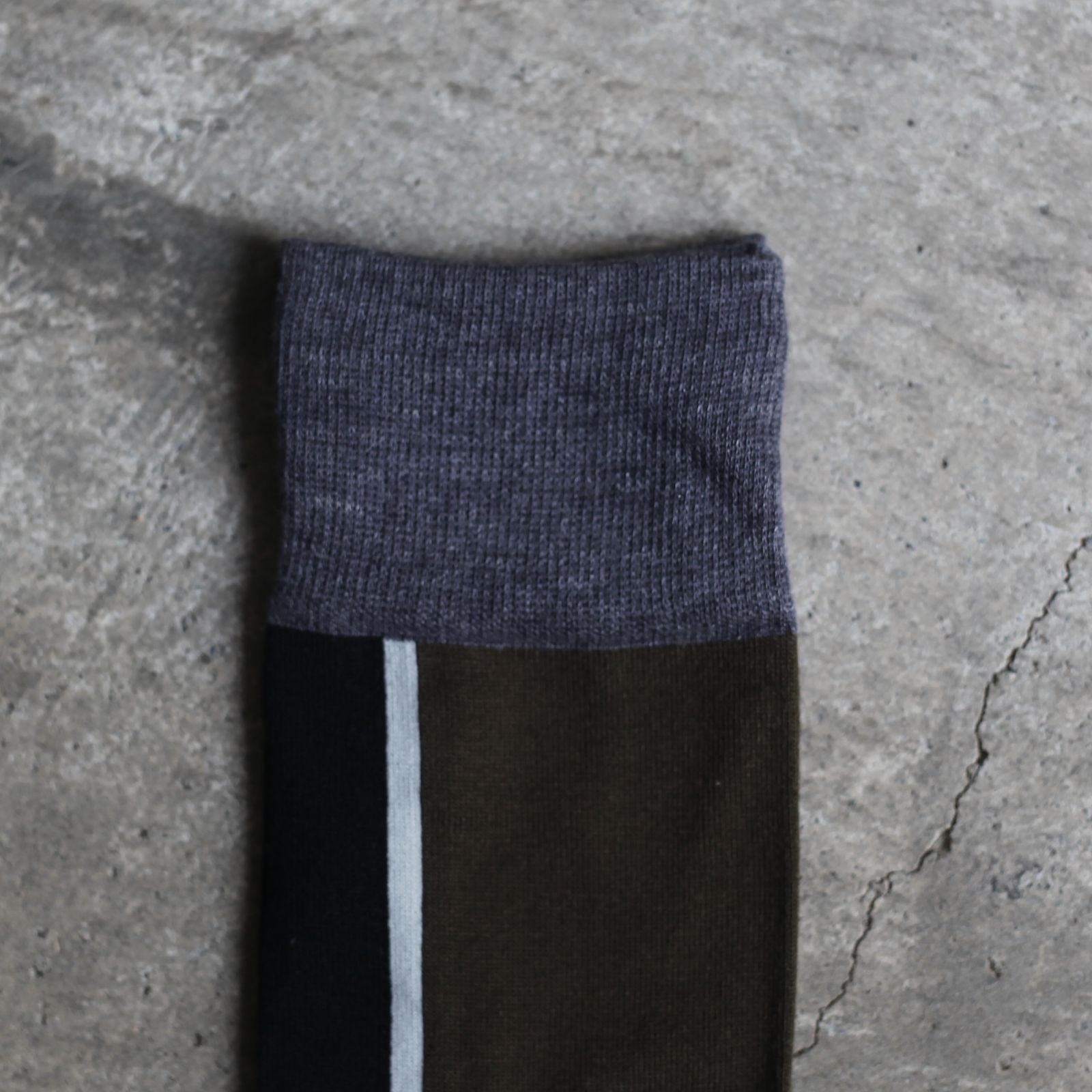 【残り一点】Center Line Socks