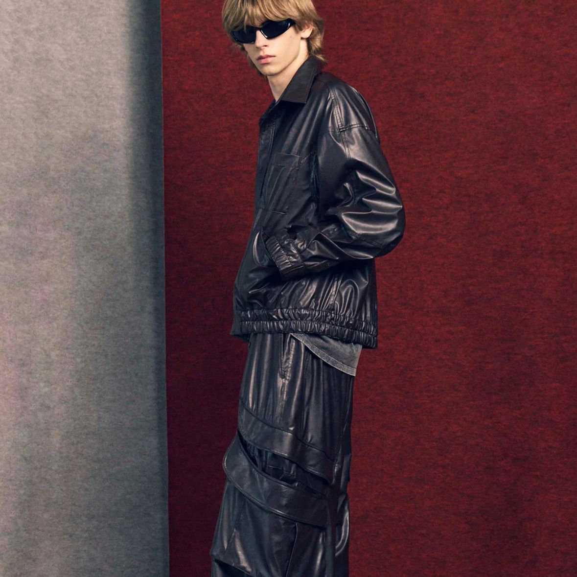 【残り一点】Curve Change Light Eco Leather Shirt