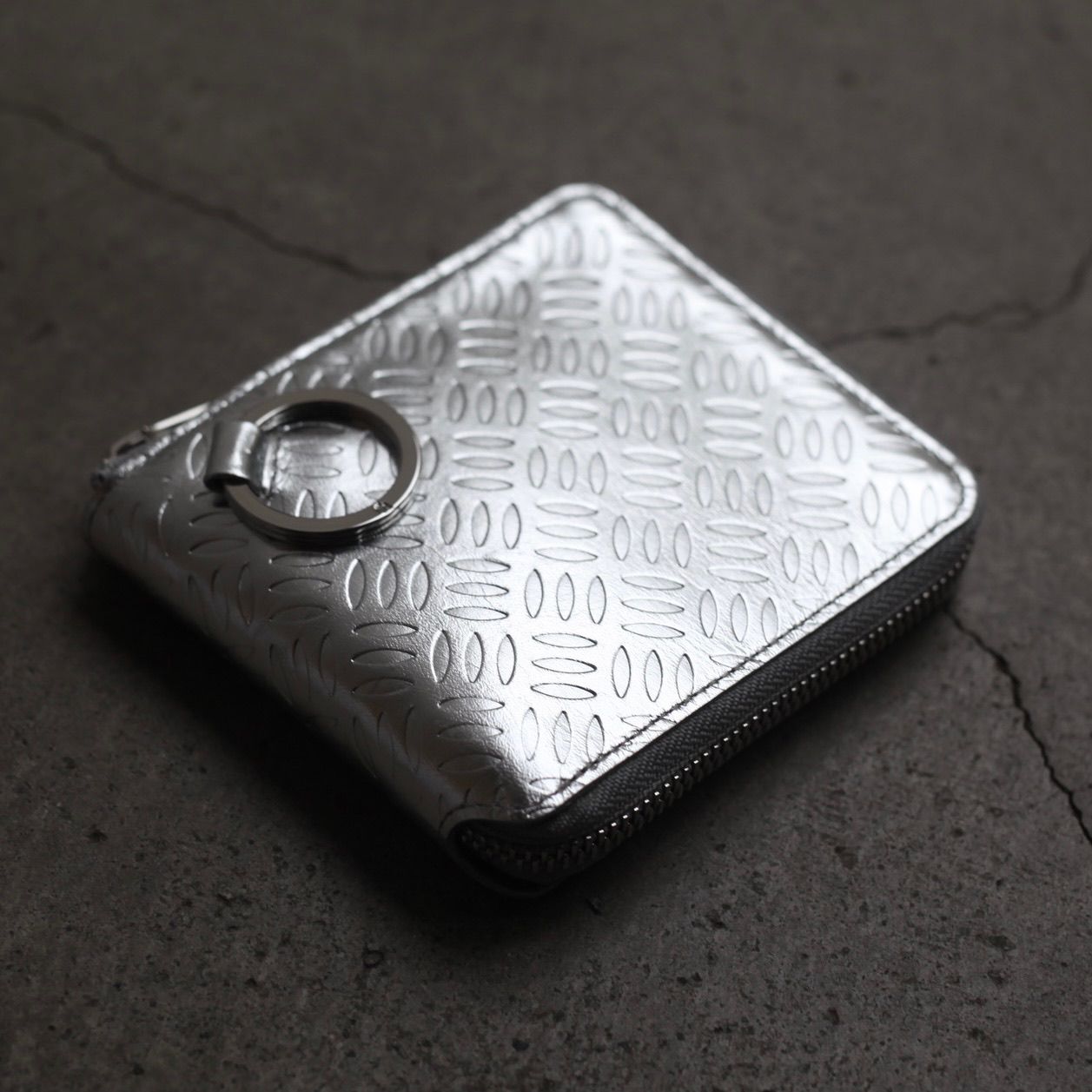 th products - 【残り一点】Embossed Zip Around Wallet