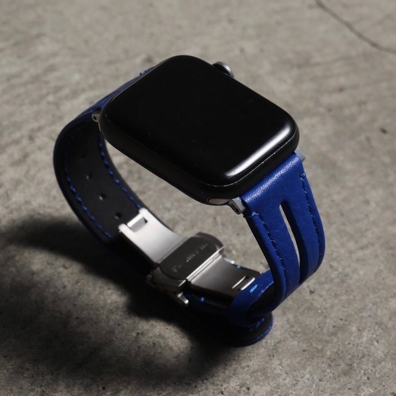 【残り一点】レザーハイブリッドバンドDバックル for Apple Watch(LAPIS BLUE)