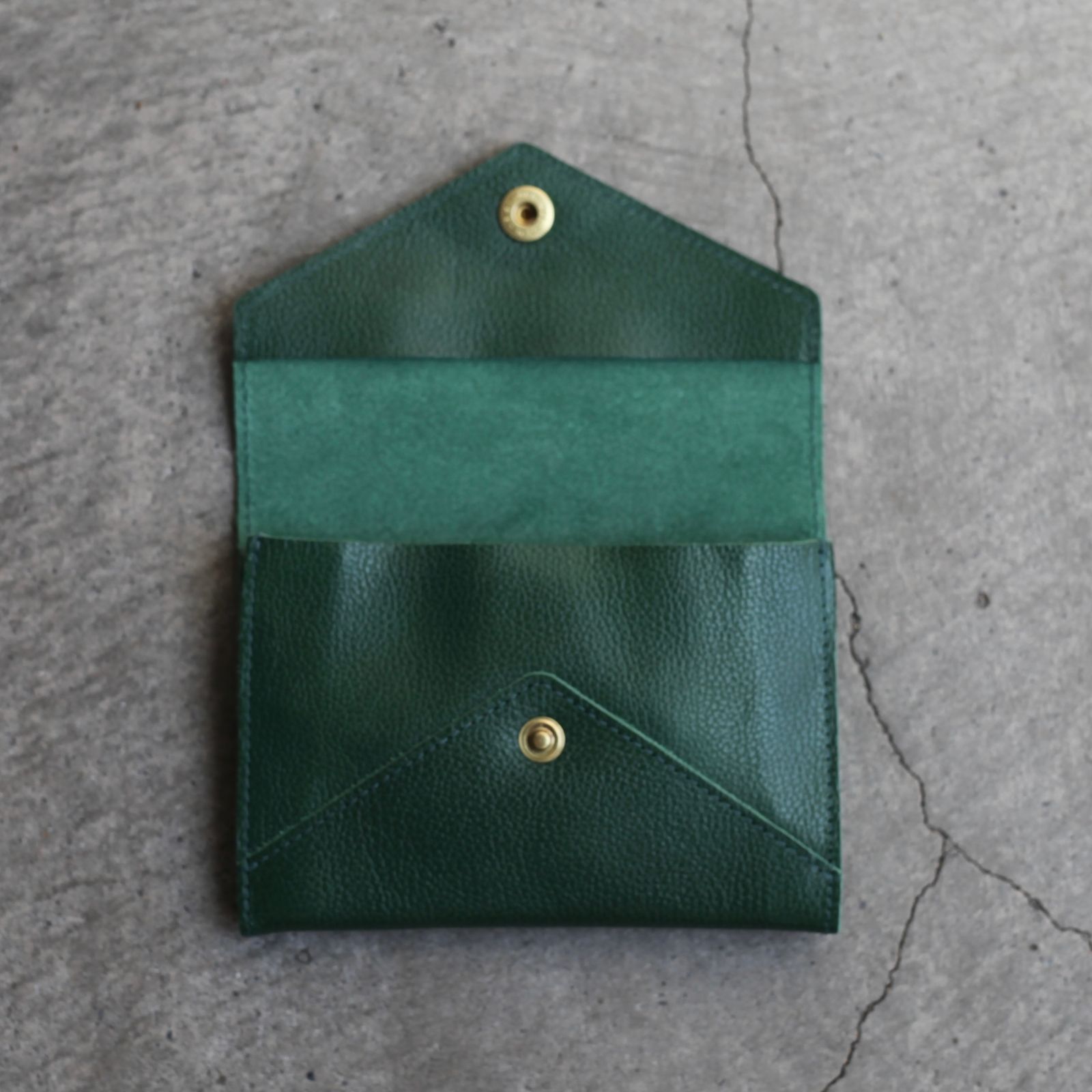 【残り一点】ミディアムウォレット