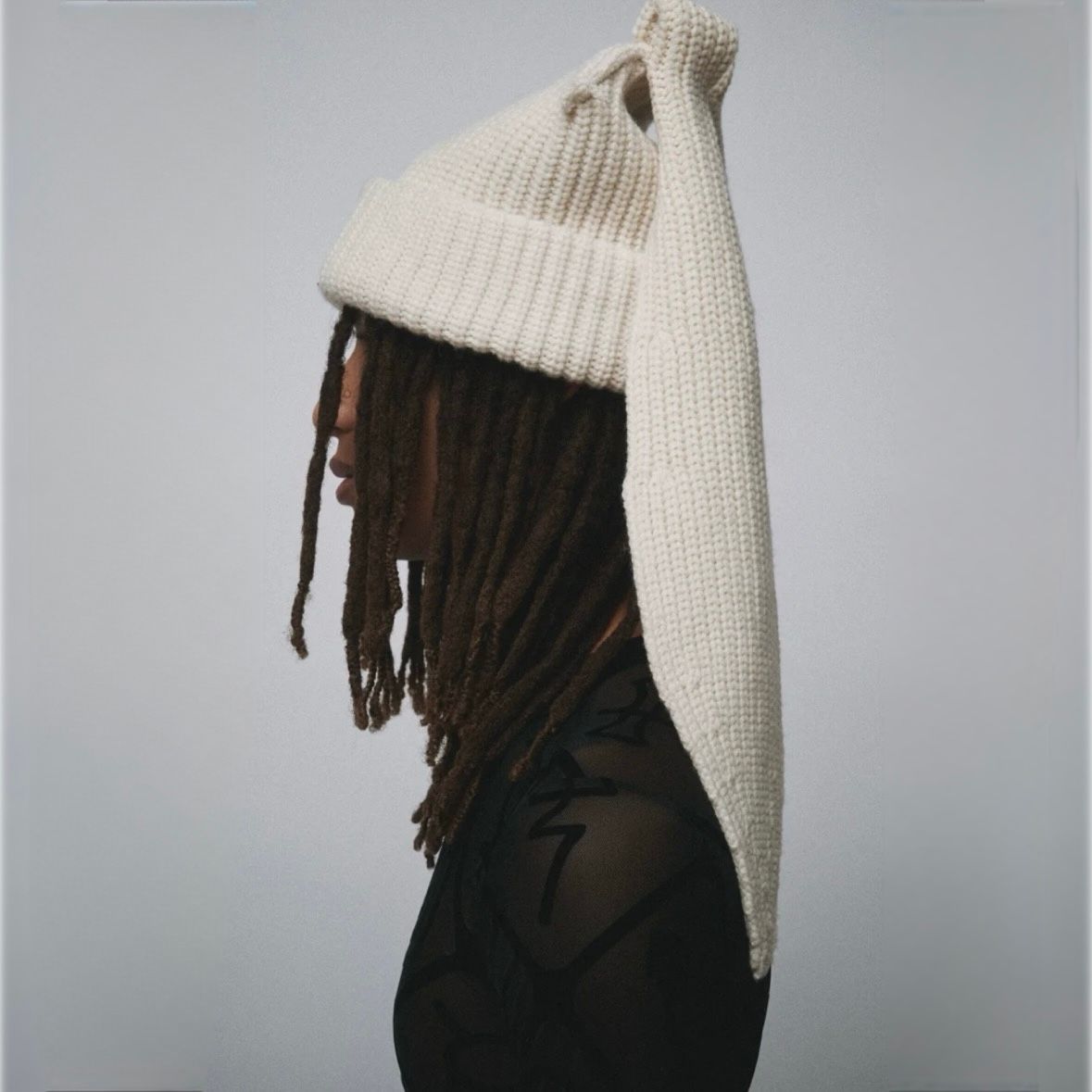 【残り一点】Supersized Chunky Rabbit Beanie