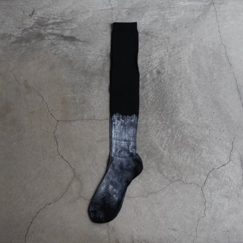 【残りわずか】Snowy Socks with Anonymous Ism