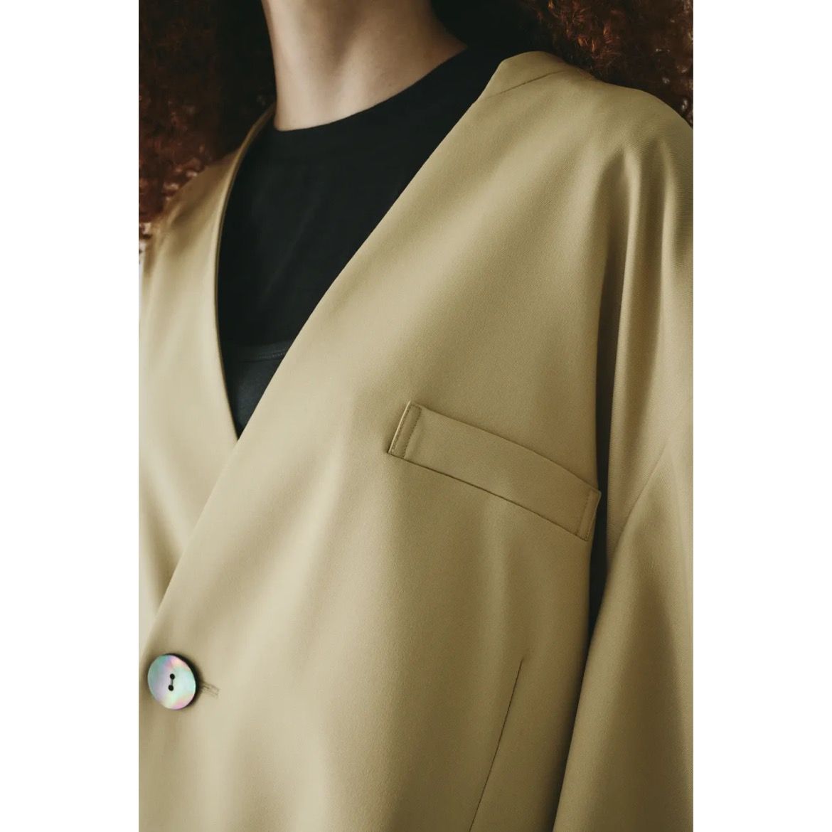 【残り一点】No Collar Over Jacket