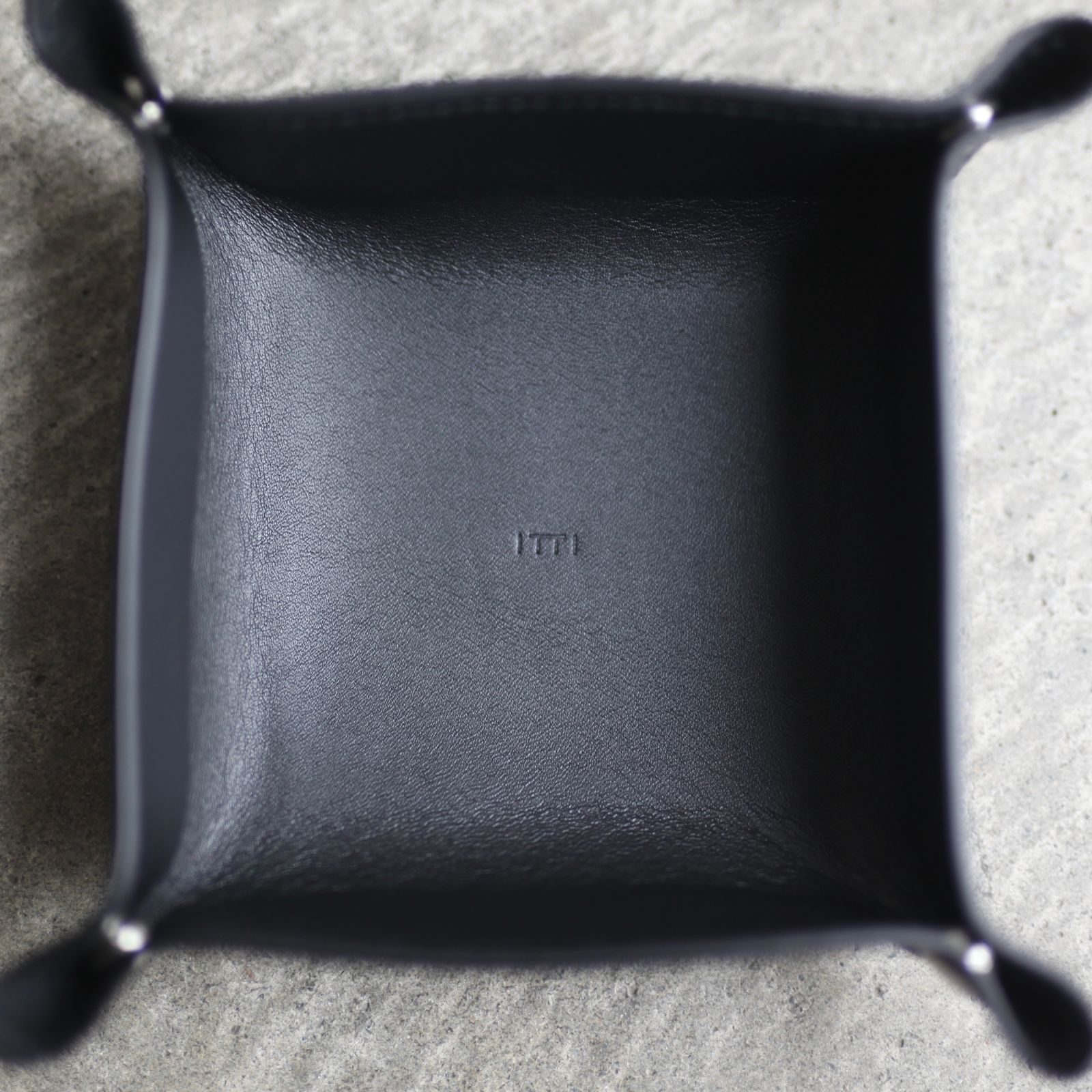 【残り一点】Herrie Portable Tray(DIPLO SKY)