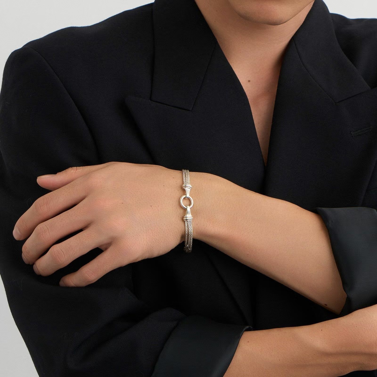 【お取り寄せ注文可能】Circle 3 Chain Bracelet