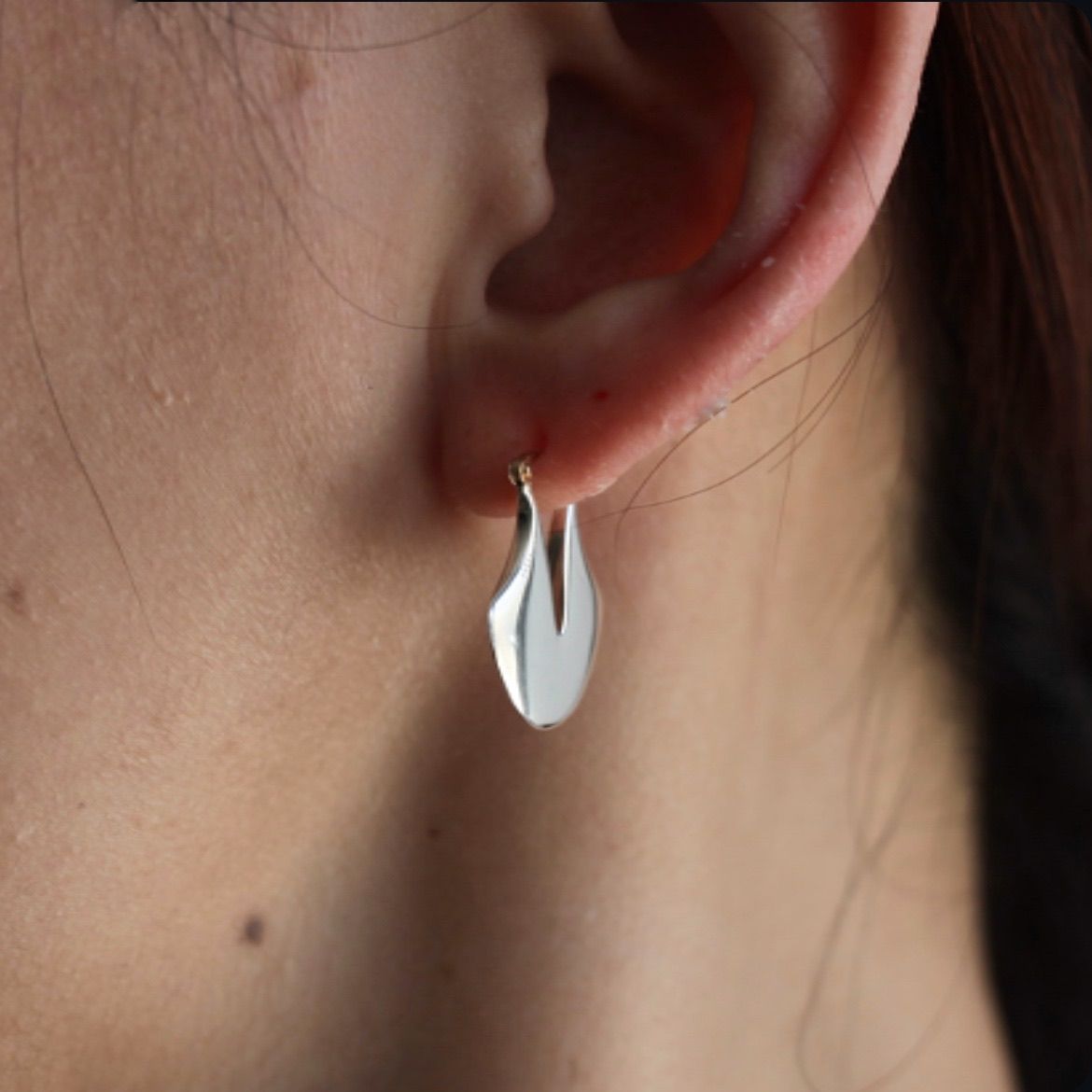 【残り一点】YU-KIN Rotus Slit Earrings(両耳用）