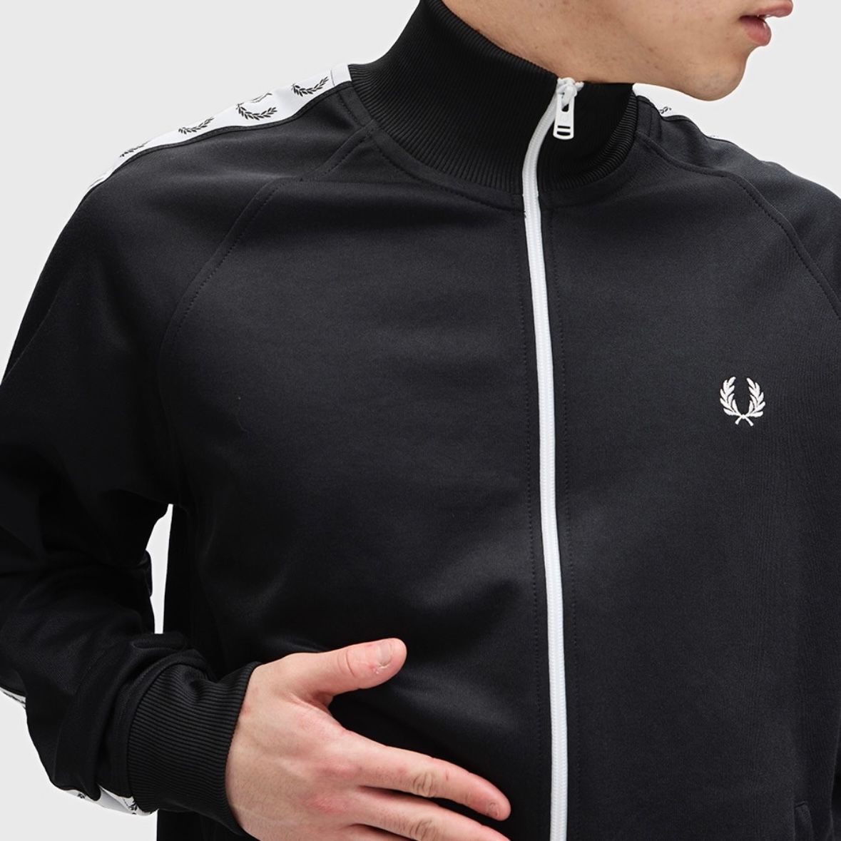 【残り一点】Taped Track Jacket