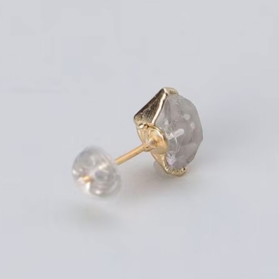 【お取り寄せ注文可能】Rough Stone Bright Quartz Earrings(両耳用）