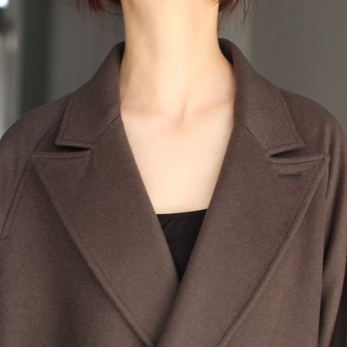 【残りわずか】Oversized Peak Lapel Coat(WOOL/CASHMERE)