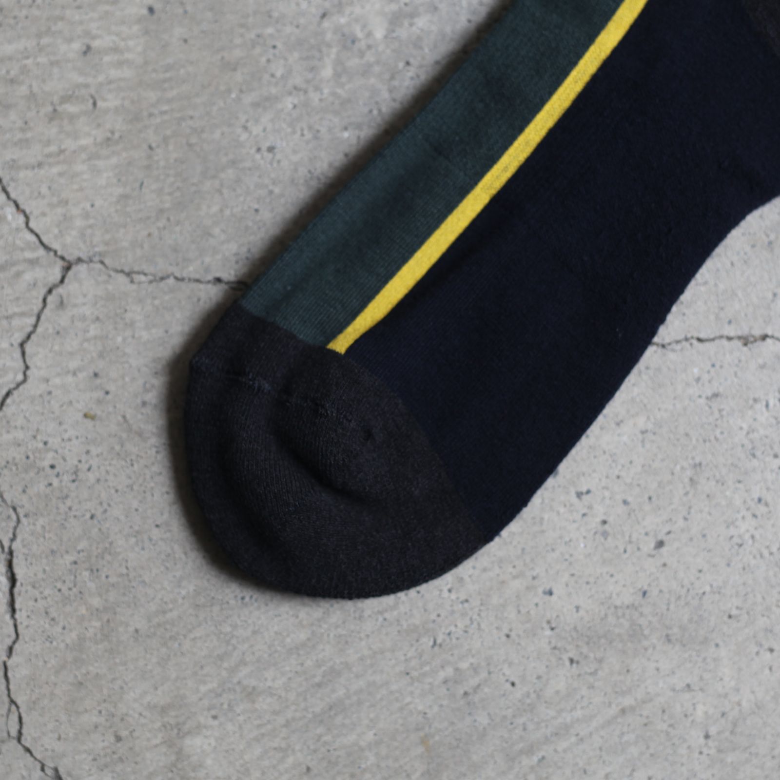 【残り一点】Center Line Socks