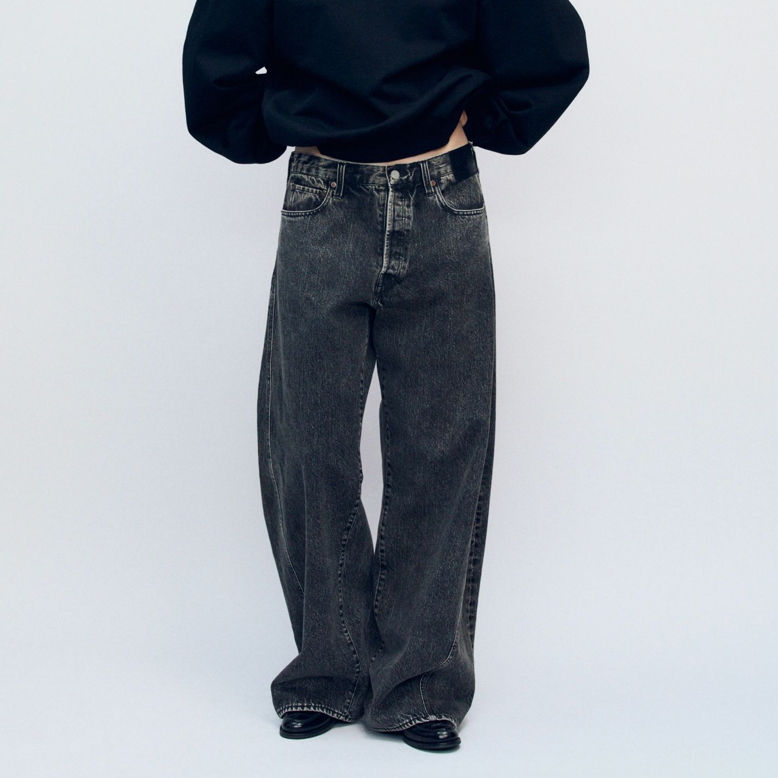 【残りわずか】Deformation Wide Denim Jeans