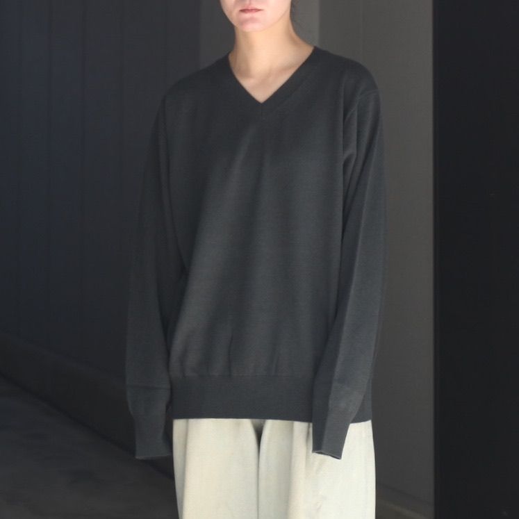 【残り一点】L/S V Neck
