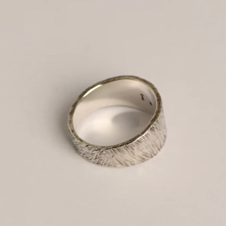 【お取り寄せ注文可能】Kisage Tapered Ring