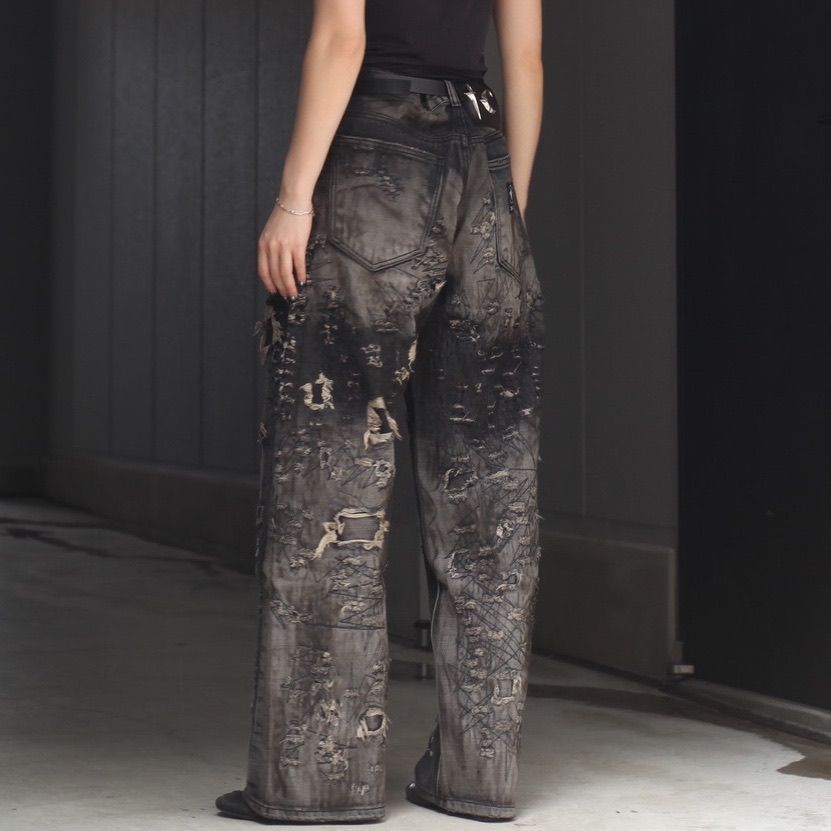 【残り一点】Hard-Washed Damaged Denim Pants