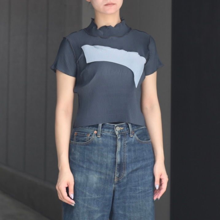 【残り一点】Todo Tiny Wave Top Short Sleeve High Neck