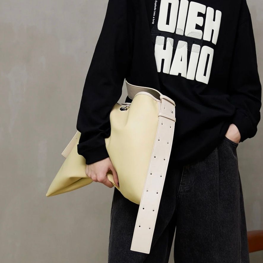 【残り一点】スクエアトートバッグ