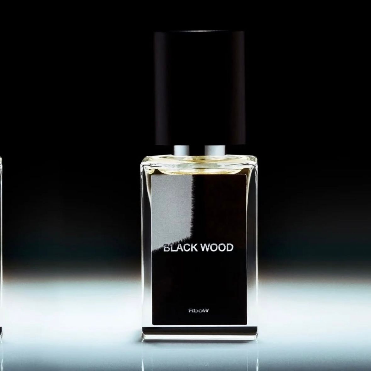 【残りわずか】Case Study Eau De Parfum 30ml(BLACK WOOD)