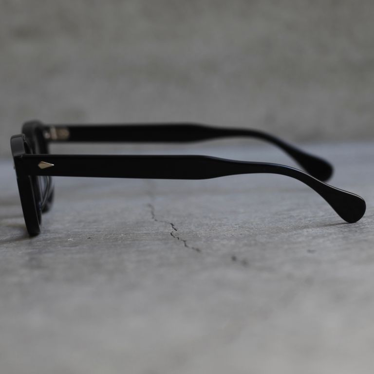 レンズ：DUMMY LENS