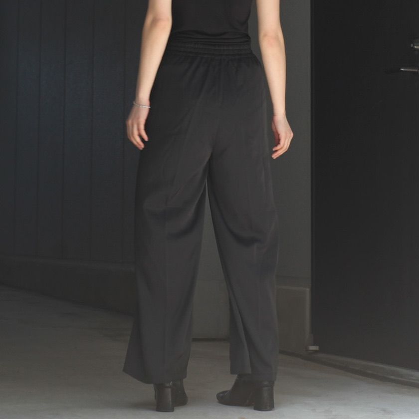 【残り一点】Center Press Satin Pants
