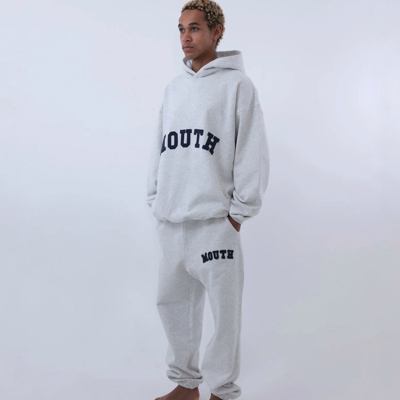【残り一点】Sweat Hoodie