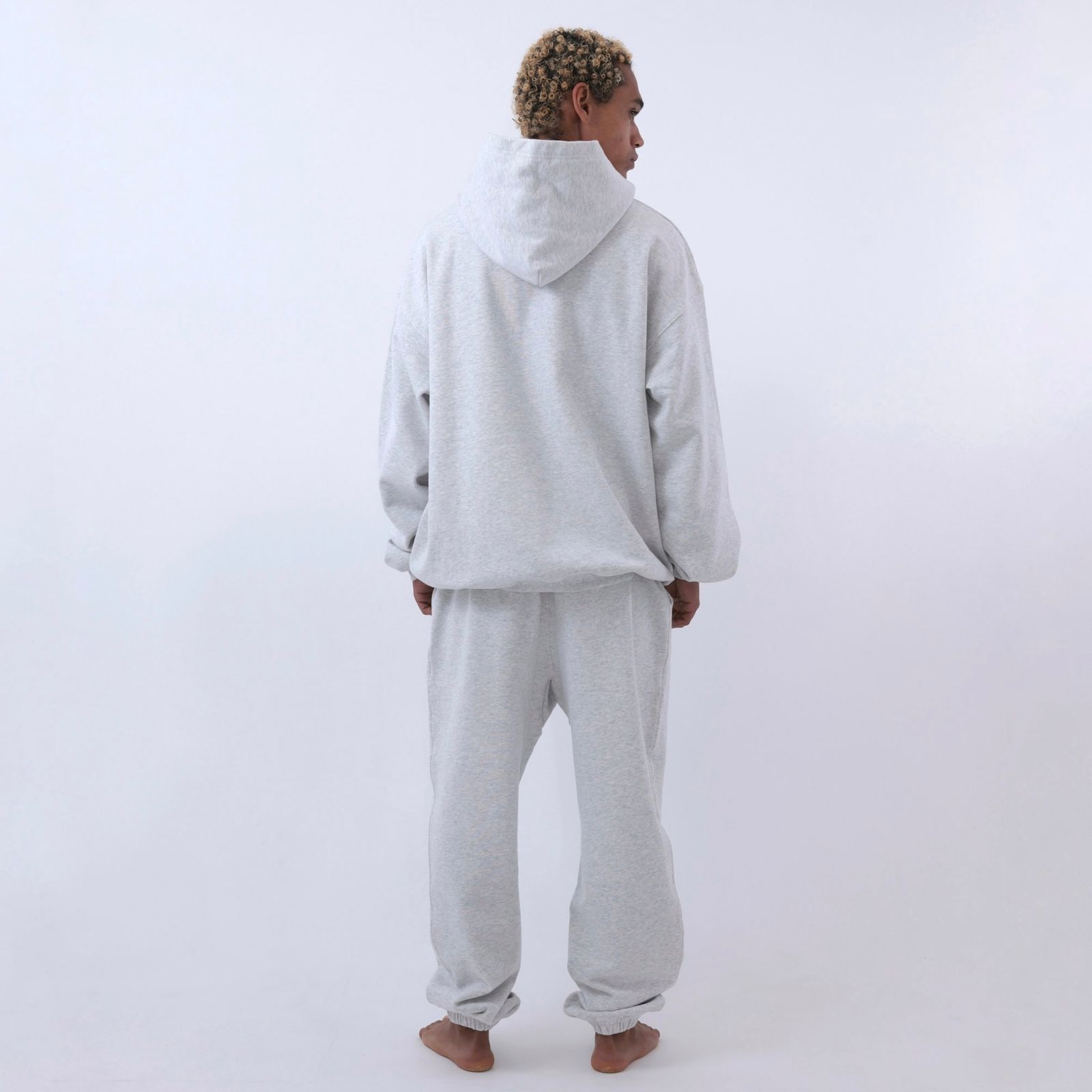 【残り一点】Sweat Hoodie