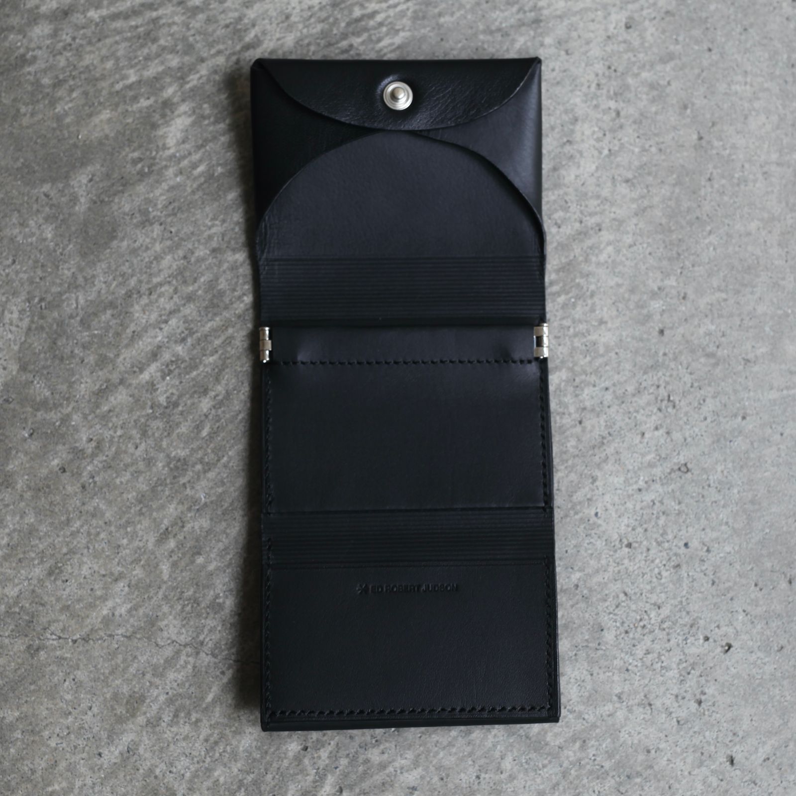 【再販売通知受付可能】Flap Trifold Wallet(THIN)