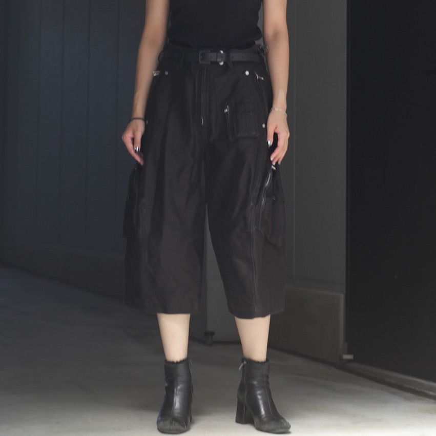 【残り一点】3D Twisted Parachute Cargo Shorts