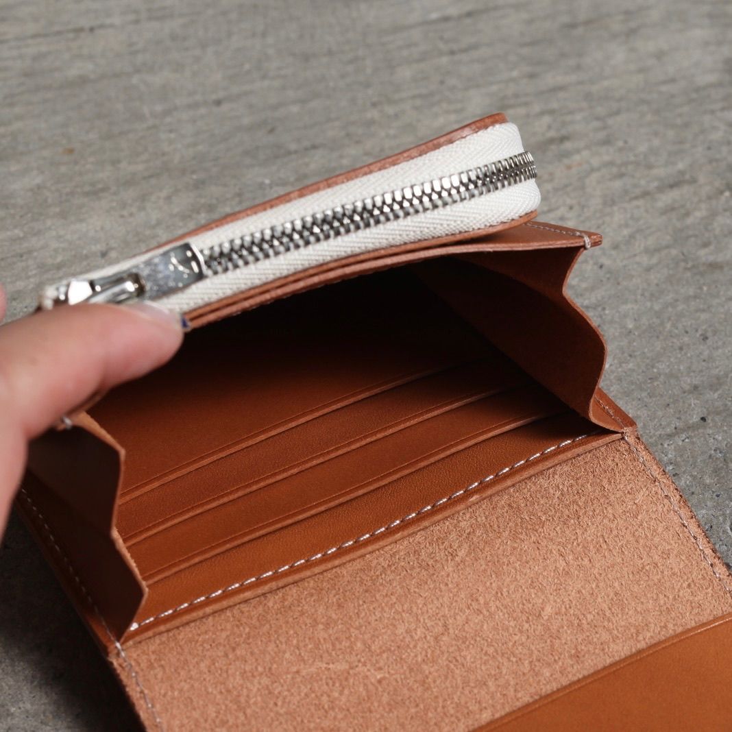 【再販売通知受付可能】Billfold(TAN)