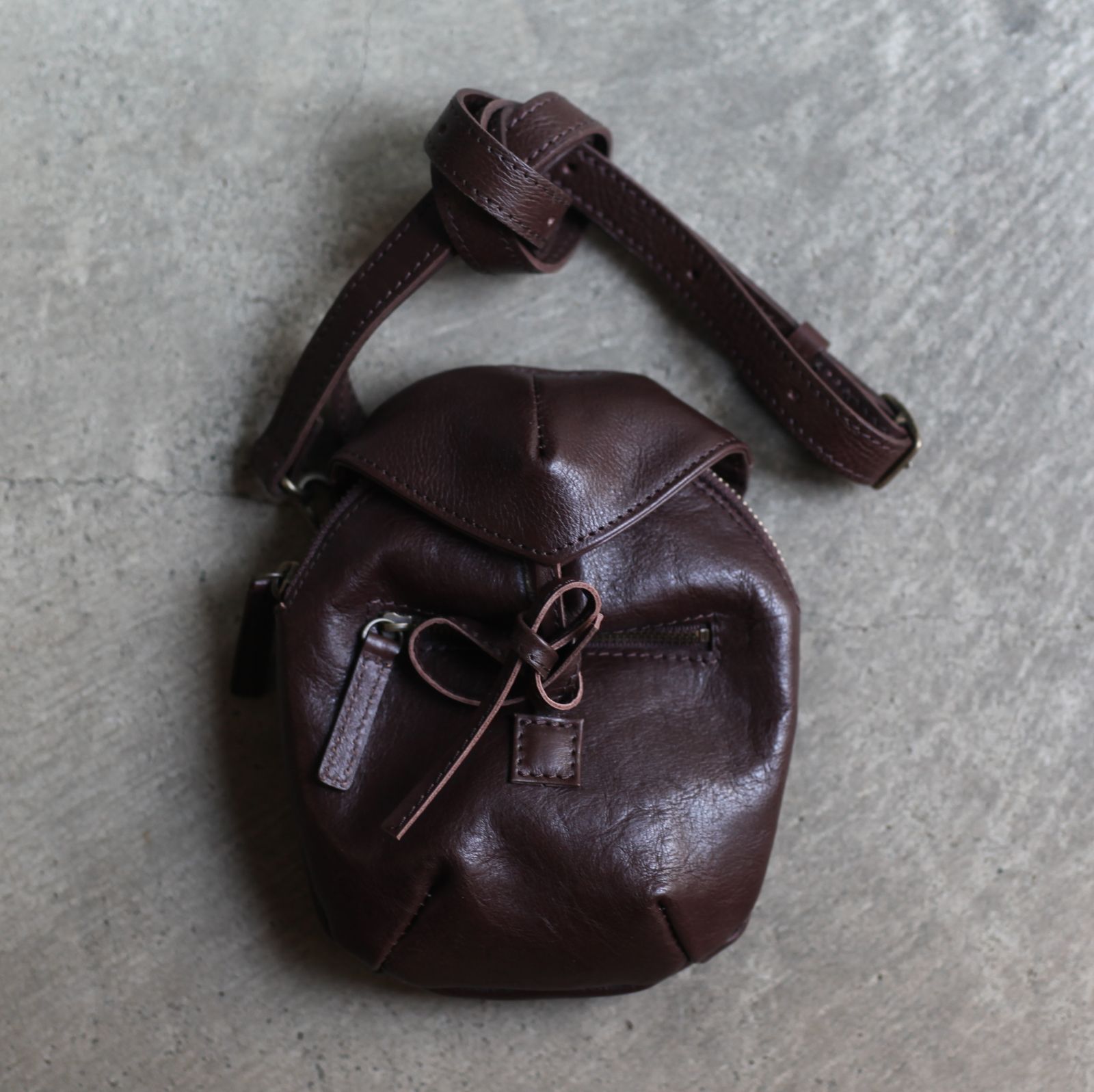 soshiootsuki leather-bag-