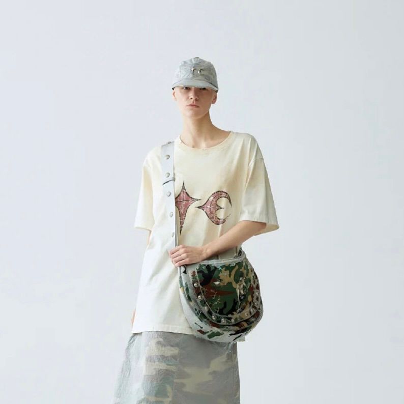 国内送 Thug Club☆サバイバー ロック ロゴプリント Tシャツ 2色 Survivor Rock T-Shirt – thug club