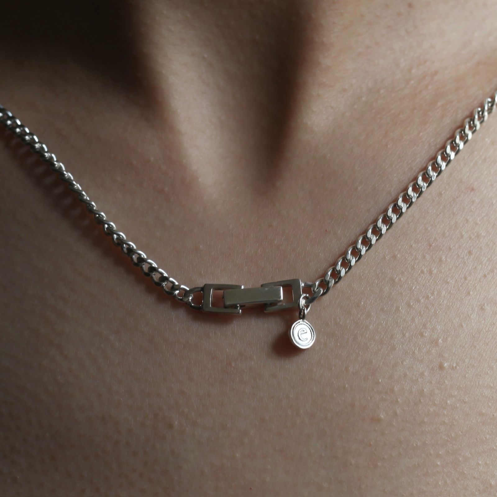 【残り一点】Curb Chain Necklace(WHITE×GOLD)