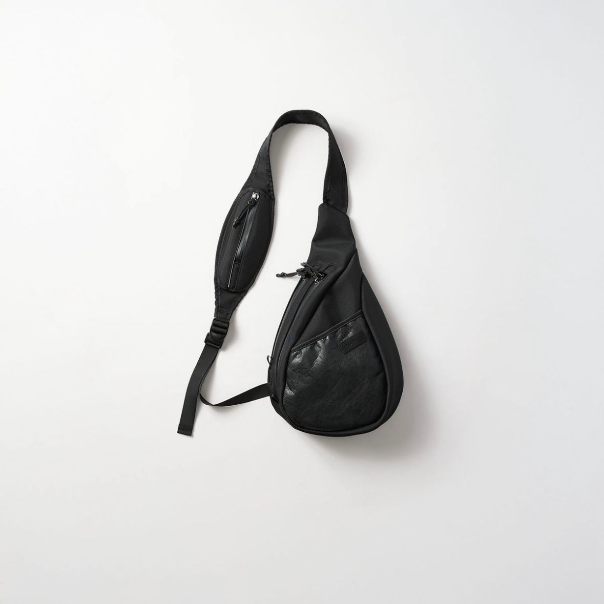 【残り一点】Tyvek®︎ Oneshoulder Bag