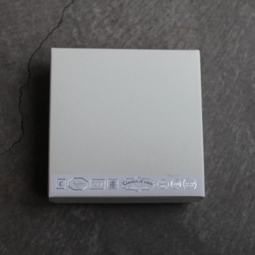 【残り一点】Cube Necklace(WHITE_四角TYPE)