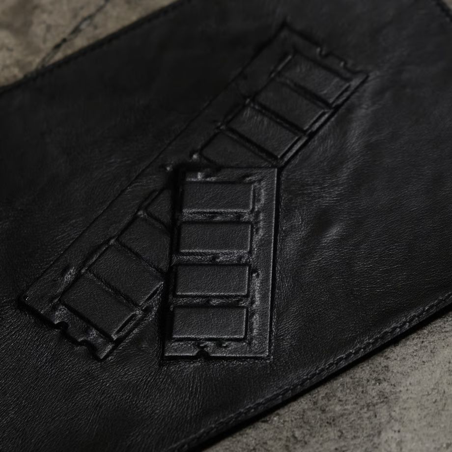 【お取り寄せ注文可能】Lead in Leather Tray(MEMORY)