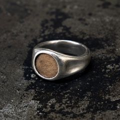 【お取り寄せ注文可能】Leather Jewel Ring