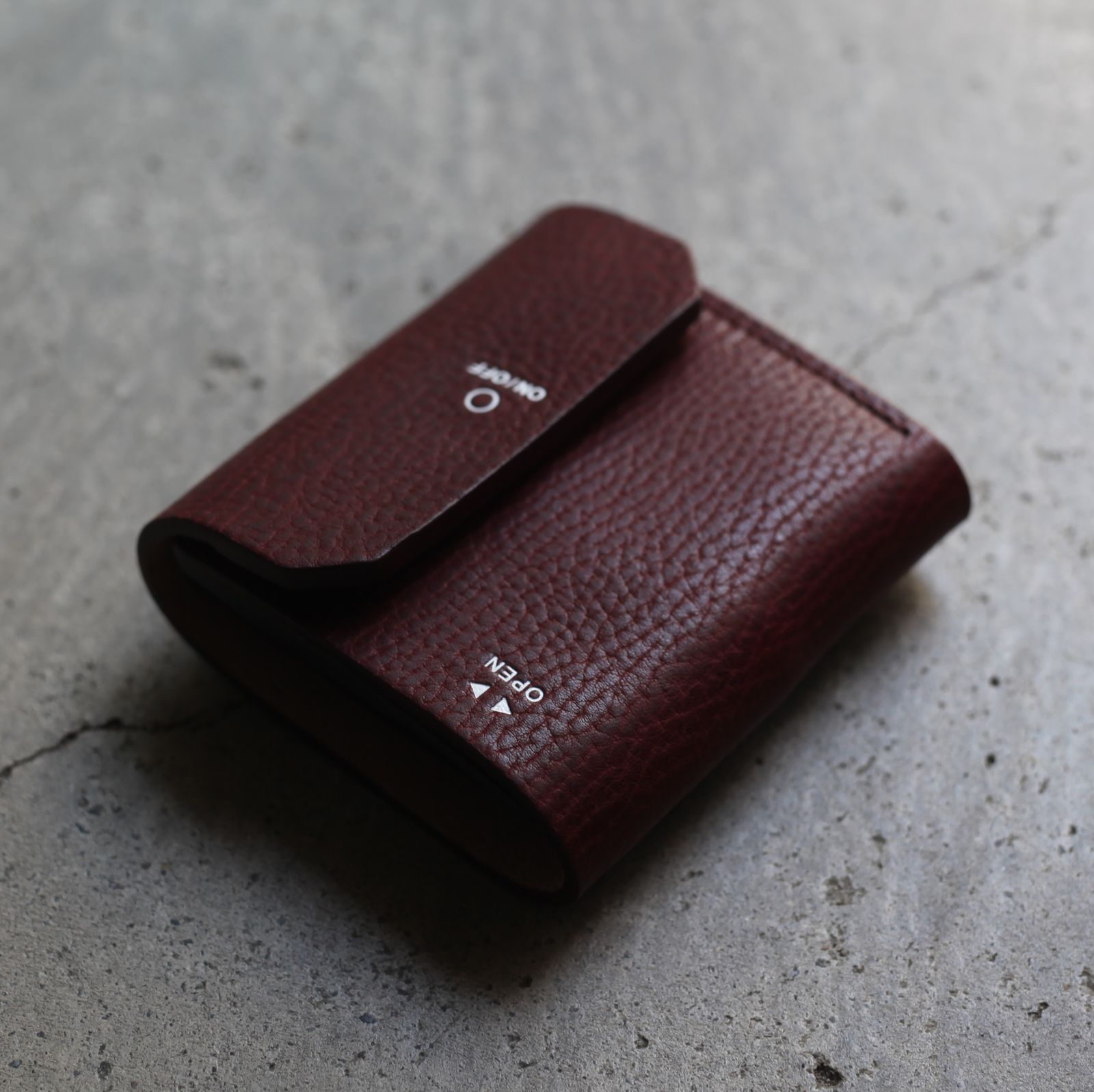 【お取り寄せ注文可能】Wording Wallet(BURGUNDY)
