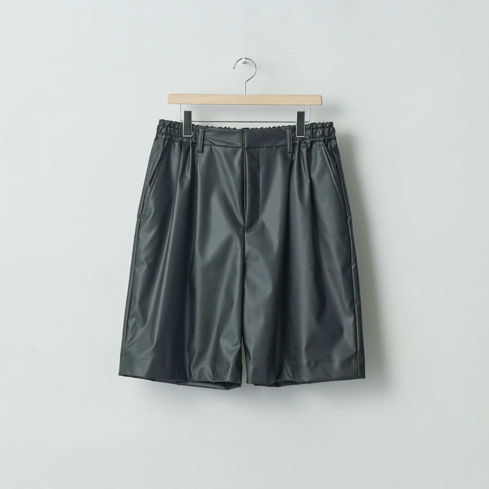 stein - 【残り一点】Coated Wide Easy Short Trousers | ACRMTSM 